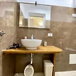 Nella Corte Di Lecce