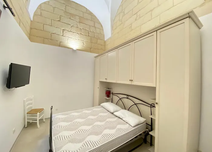 公寓 Nella Corte Di 莱切